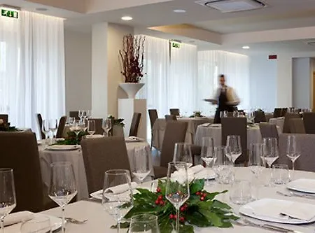 Hotel Torre Del Sud 4*